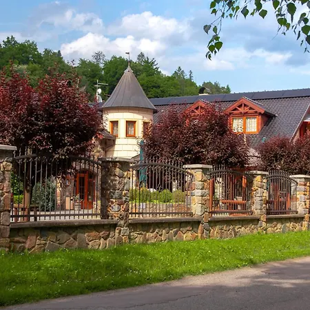 Hotel Zamecek Kaliste 3*