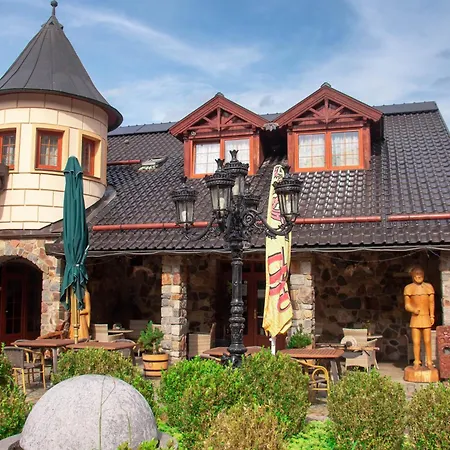 Zamecek Kaliste Szálloda 3*