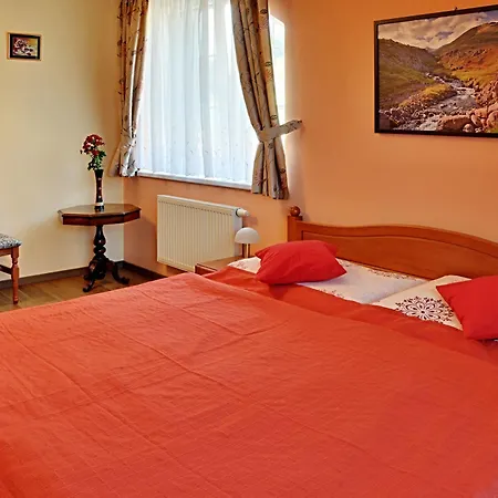 Zamecek Kaliste 3* Poddubí