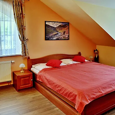 Zamecek Kaliste Poddubí