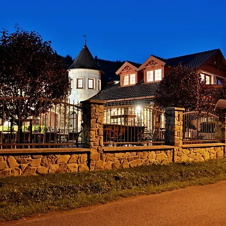 Hotel Zamecek Kaliste Poddubí