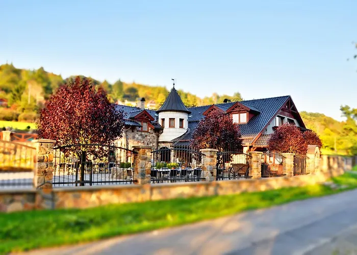 Hotel Zamecek Kaliste Poddubí